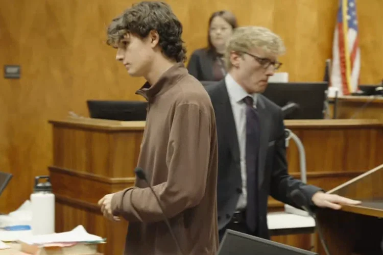 EXCLUSIVE: THE SICKENING MOTIVE FINALLY REVEALED IN HIS OWN WORDS… During that first digital contact, the doctor didn’t just say goodbye—he allegedly confessed to the unthinkable.