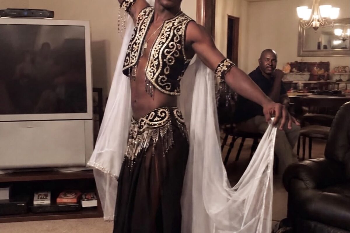 PART 2: MY HUSBAND THREW OUT OUR SON FOR DANCING — ONE YEAR LATER, MY SON RETURNED WITH A SECRET THAT DESTROYED HIS PRIDE.